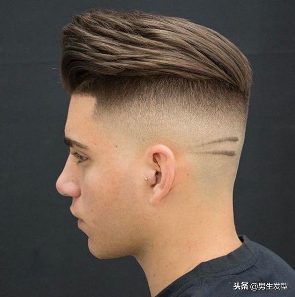 18年男生发型改造攻略，不要只会“稍微剪短”！